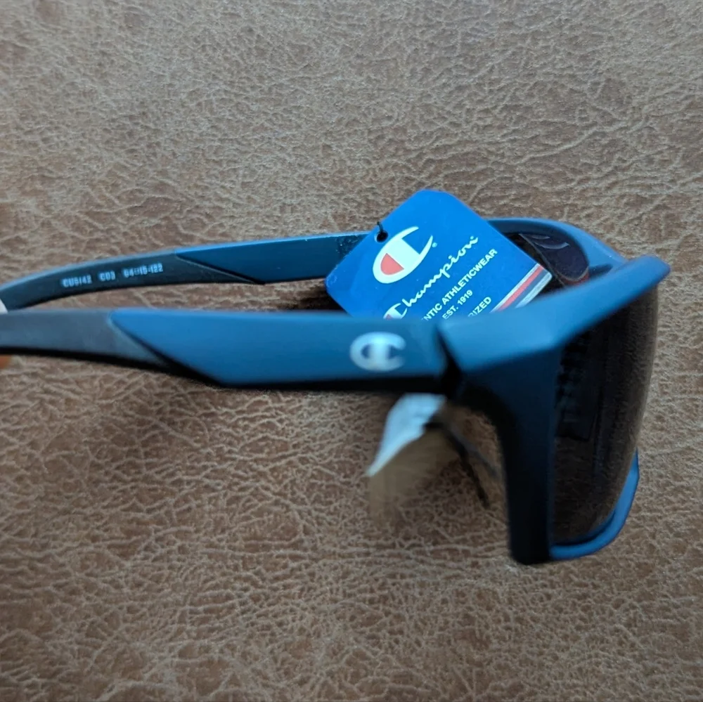 NWT Champion Boy Sunglasses .